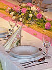 Ozdobné servítky na svadobnom stole